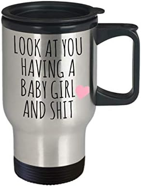 Nova menina recém -nascida de caneca de menina é uma xícara de café para viajar para você ter uma menina