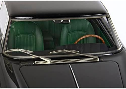 1961 GTE 2+2 Serie I S/N 2999GT Black com interior verde com a edição limitada da caixa de exibição para 68 peças
